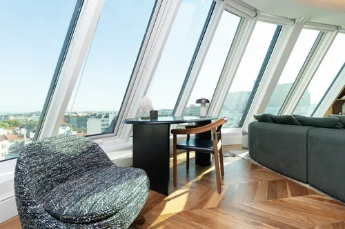 3 Bedrooms Penthouse in Arroios