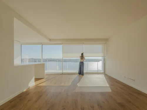 3 Bedrooms Apartment in Seixal, Arrentela e Aldeia de Paio Pires