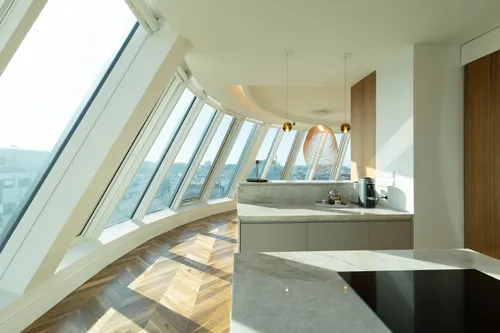 3 Bedrooms Penthouse in Arroios