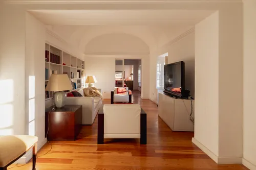 20 Bedrooms Building in Malveira da Serra