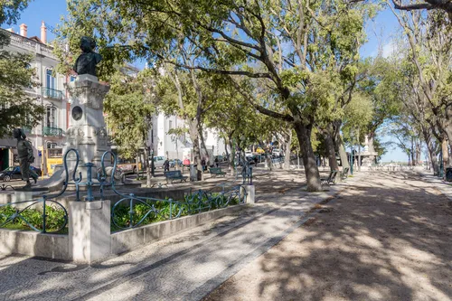 7 Bedrooms House in Misericórdia