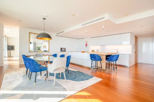 4 Bedrooms Apartment in Parque das Nações