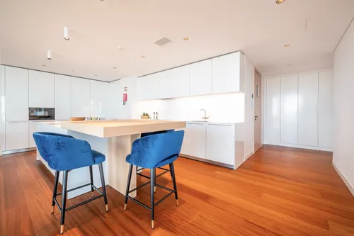 4 Bedrooms Apartment in Parque das Nações