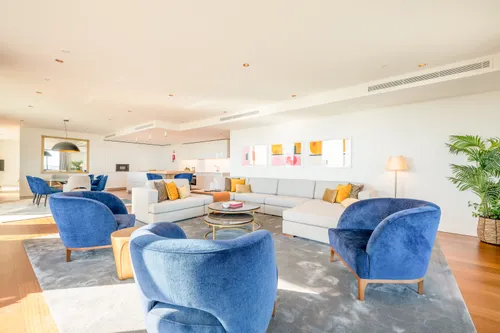 4 Bedrooms Apartment in Parque das Nações