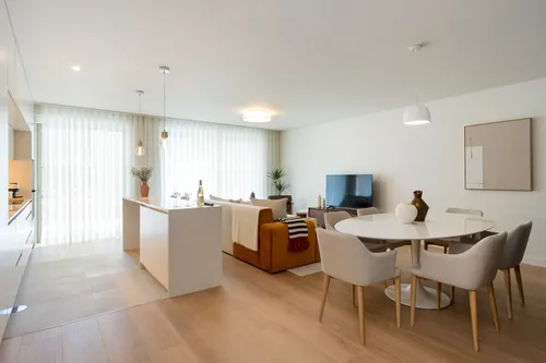 2 Bedrooms Apartment in Canidelo