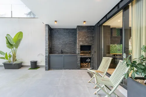 3 Bedrooms House in Abação e Gémeos