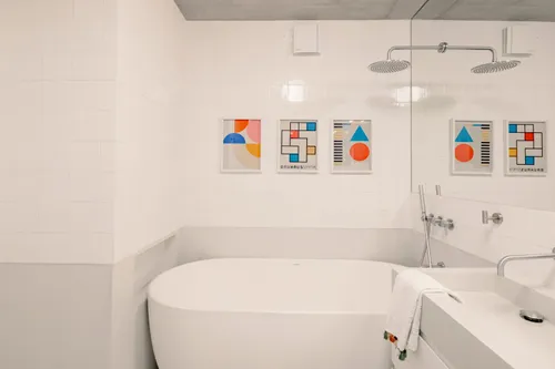 4 Bedrooms Apartment in Marvila