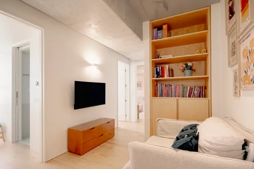 4 Bedrooms Apartment in Marvila