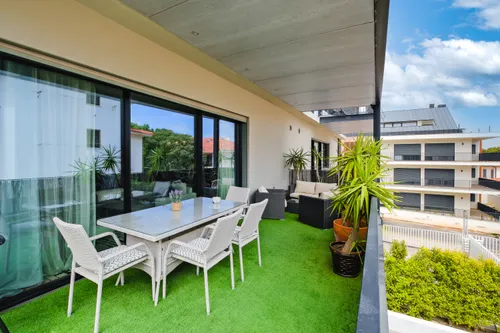 2 Bedrooms Apartment in Cascais e Estoril