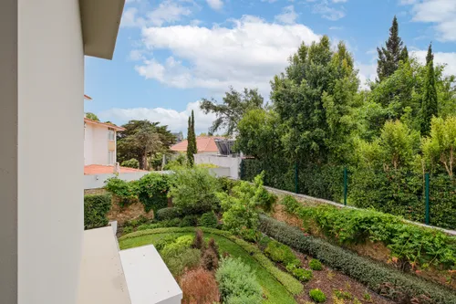 2 Bedrooms Apartment in Cascais e Estoril