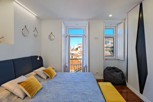 3 Bedrooms Apartment in Santa Maria Maior