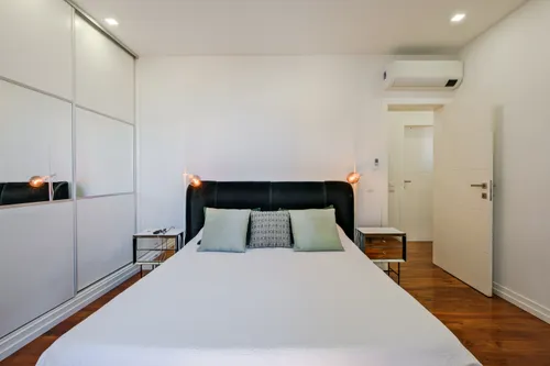 3 Bedrooms Apartment in Santa Maria Maior