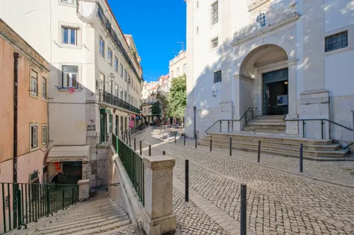 3 Bedrooms Apartment in Santa Maria Maior