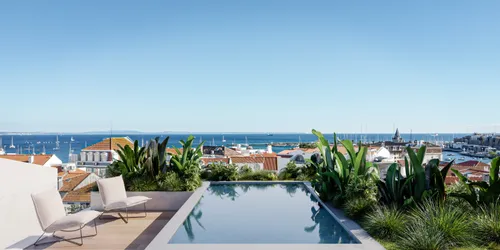 T4 duplex apartment in Cascais