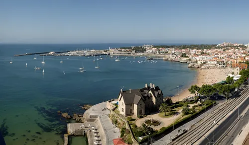 4 Bedrooms Apartment in Cascais e Estoril