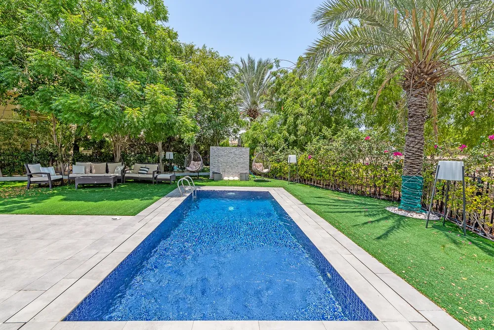 Luxurious | Modern Family Home | Private